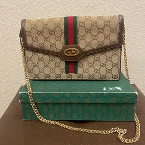 Gucci Web Ophidia Chain Flap Clutch